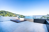 La Casa Bella 翠湖別墅 | First Private Terrace off Living and Dining Room