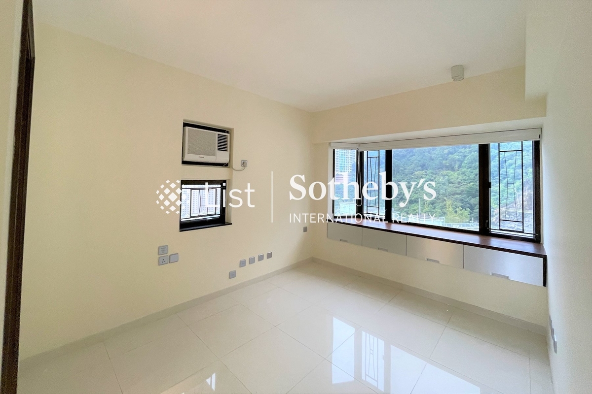 Tycoon Court 麗豪閣 | Master Bedroom