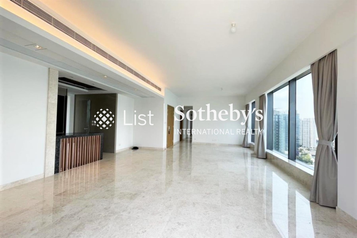 Victoria Harbour 海璇 | Living and Dining Room