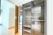 Victoria Harbour 海璇 | Walk-in Closet in Master Bedroom