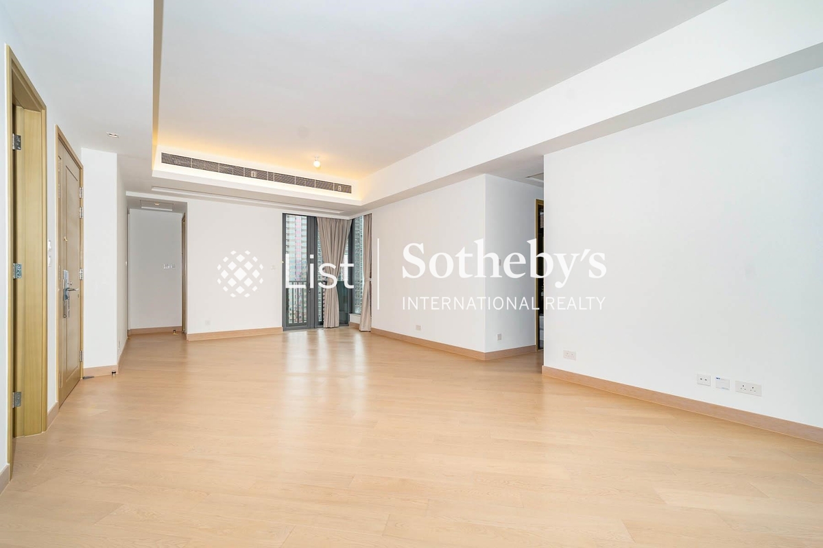 Victoria Harbour 海璇 | Living and Dining Room