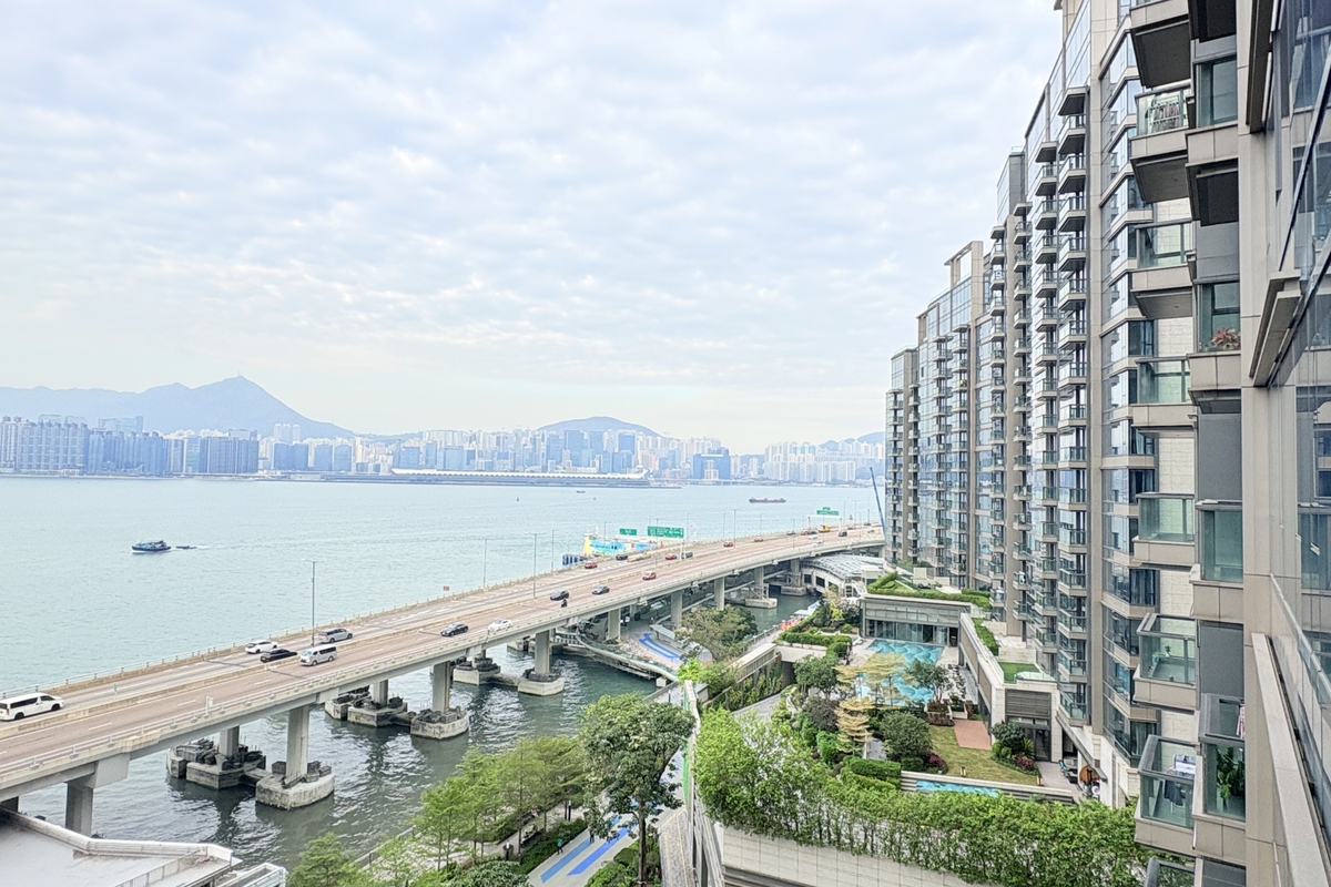 Victoria Harbour 海璇 | View from Balcony
