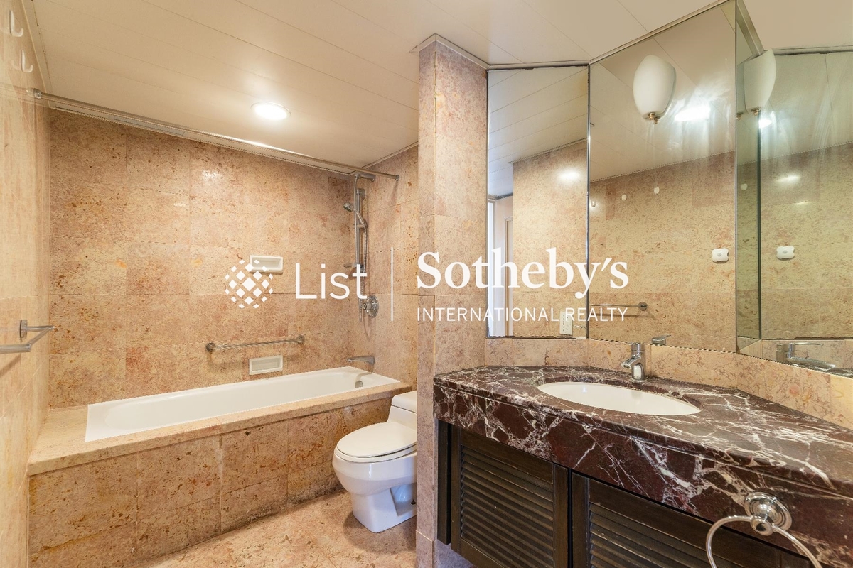 Convention Plaza Apartments 会展中心 会景阁 | Guest Bathroom