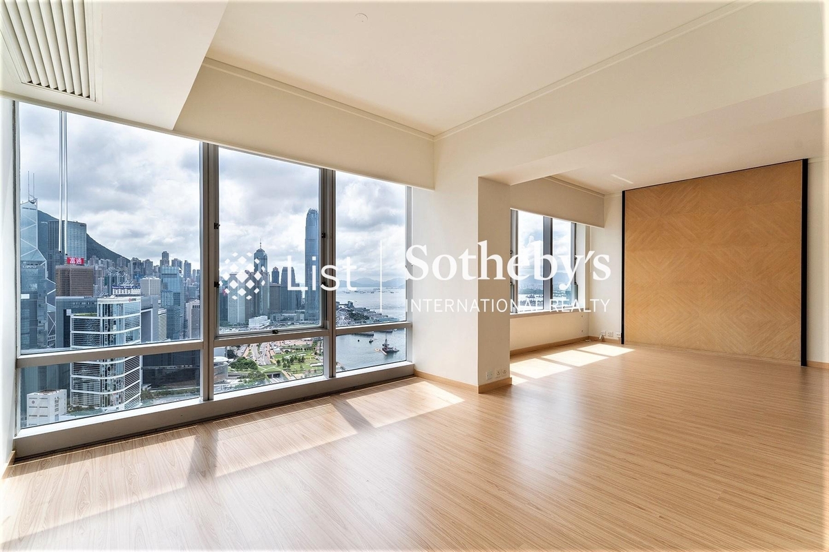Convention Plaza Apartments 会展中心 会景阁 | Living and Dining Rooml