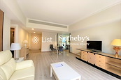 Convention Plaza Apartments 會展中心 會景閣 | Living and Dining Room