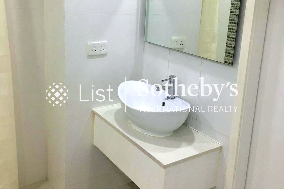 Convention Plaza Apartments 會展中心 會景閣 | Guest Bathroom