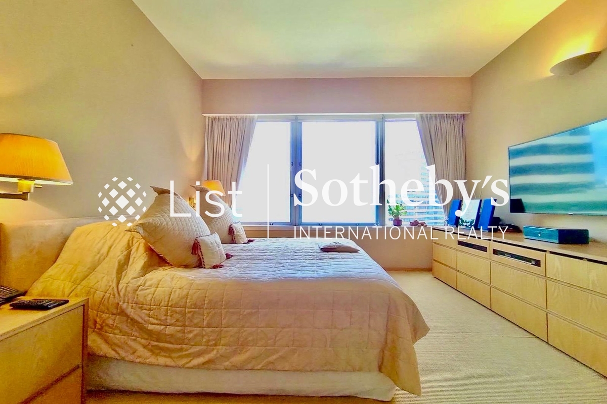 Convention Plaza Apartments 会展中心 会景阁 | Master Bedroom