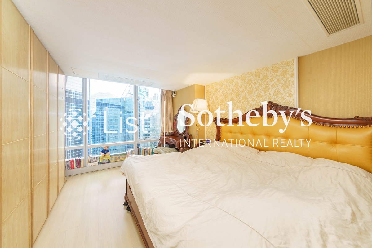 Convention Plaza Apartments 會展中心 會景閣 | Master Bedroom
