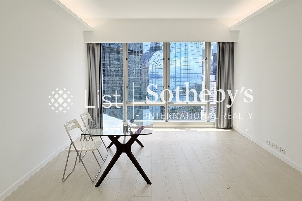 Convention Plaza Apartments 会展中心 会景阁 | Living and Dining Room