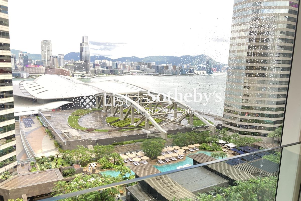 Convention Plaza Apartments 會展中心 會景閣 | View from Living and Dining Room