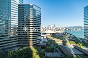 Convention Plaza Apartments 會展中心 會景閣 | View from Living and Dining Room