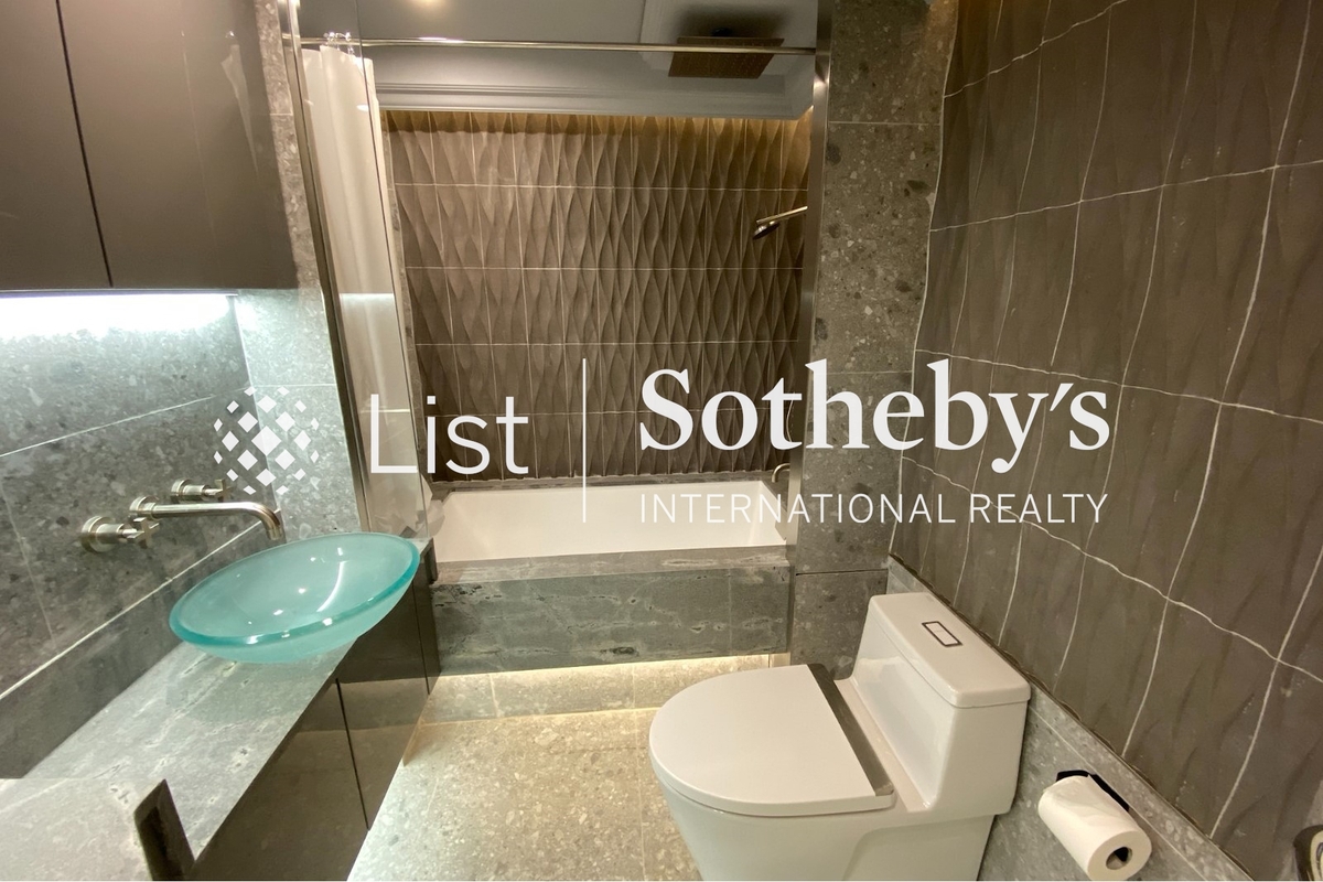 Convention Plaza Apartments 會展中心 會景閣 | Guest Bathroom