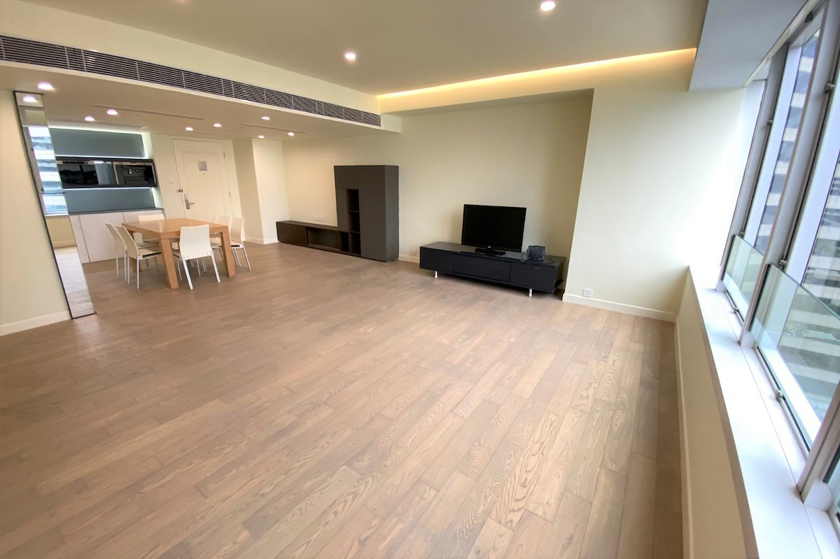 Convention Plaza Apartments 會展中心 會景閣 | Living and Dining Room