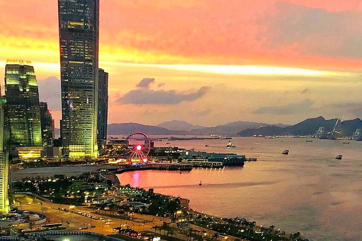 Convention Plaza Apartments 會展中心 會景閣 | View from Master Bedroom