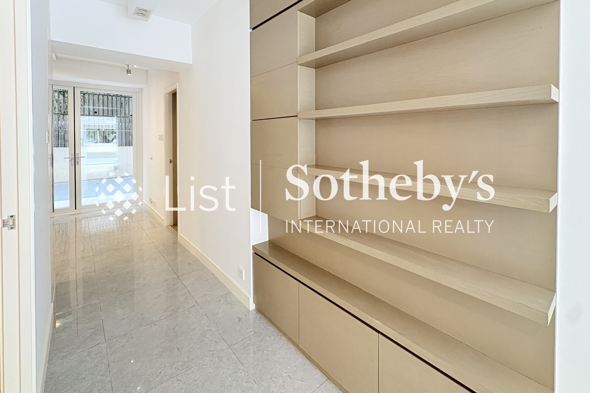 Champion Court 金鞍大廈 | Corridor