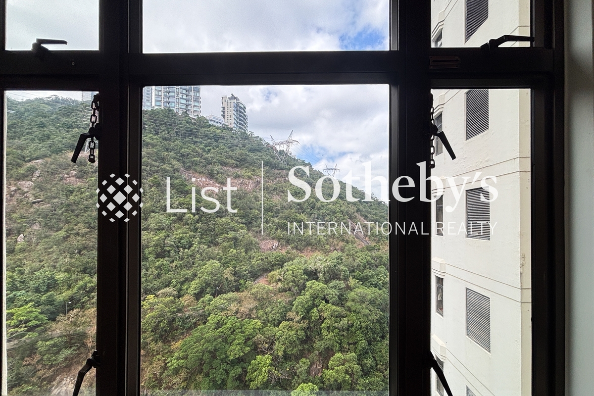 Bamboo Grove 竹林苑 | View from Third Bedroom