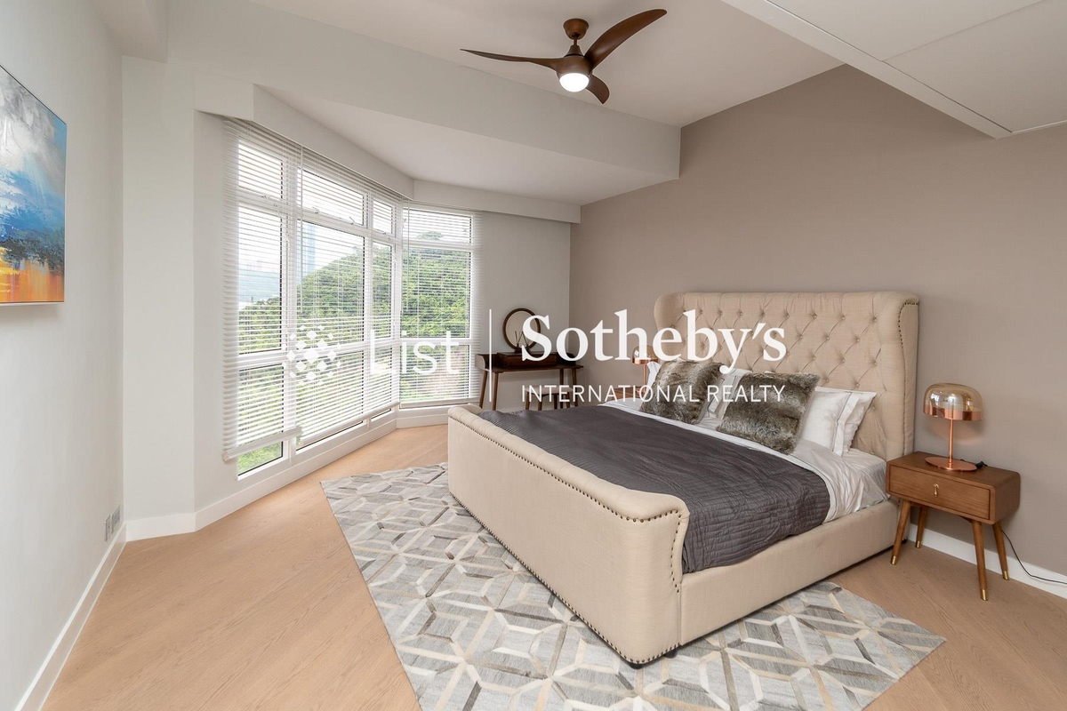 Bamboo Grove 竹林苑 | Second En-suite Bedroom