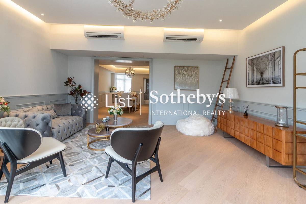 Bamboo Grove 竹林苑 | Living and Dining Room