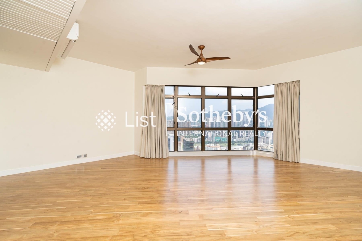 Bamboo Grove 竹林苑 | Living and Dining Room