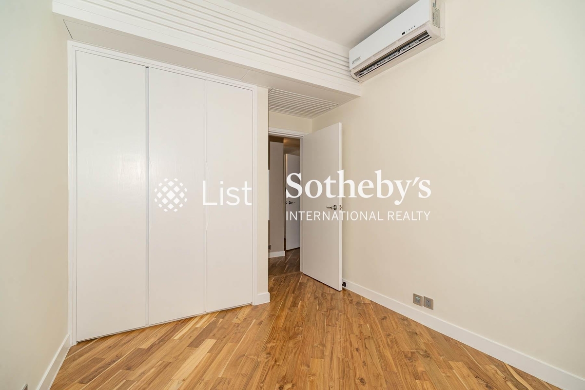 Bamboo Grove 竹林苑 | Second Bedroom