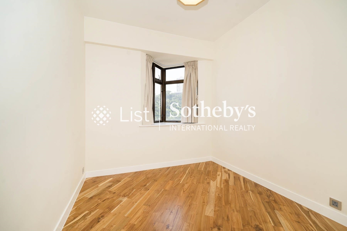 Bamboo Grove 竹林苑 | Third Bedroom