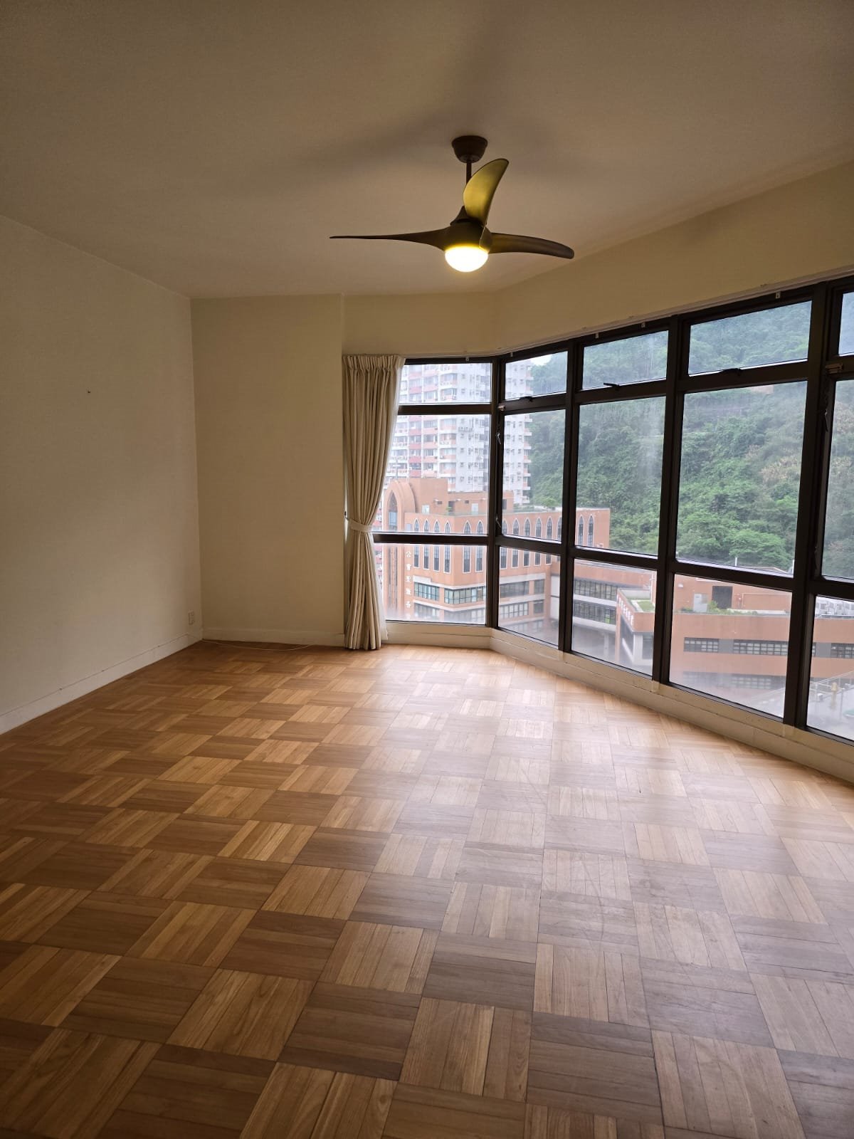 Bamboo Grove 竹林苑 | Living and Dining Room