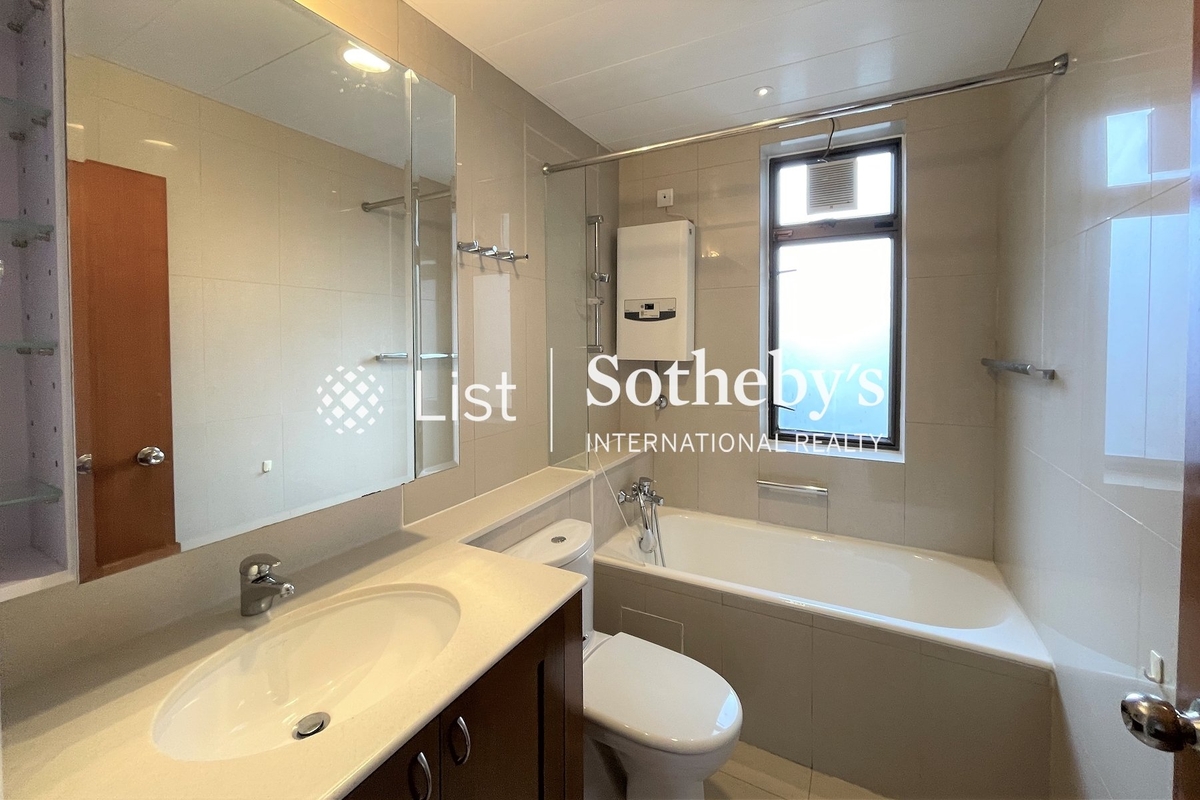 Bamboo Grove 竹林苑 | Guest Bathroom