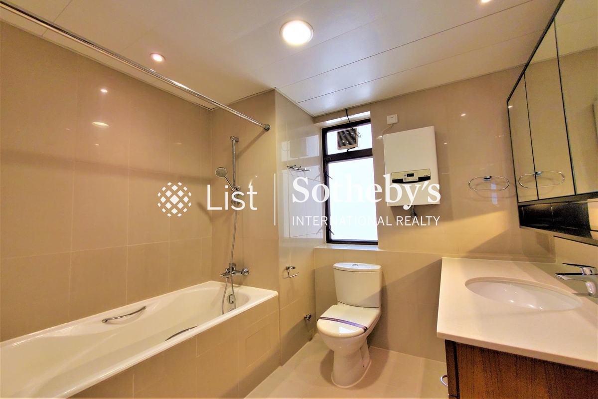 Bamboo Grove 竹林苑 | Guest Bathroom