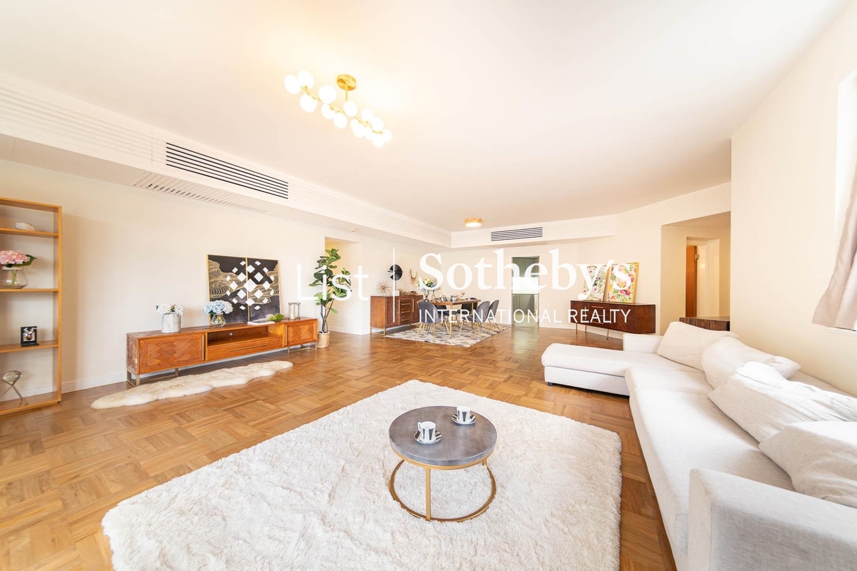 Bamboo Grove 竹林苑 | Living and Dining Room