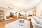 Bamboo Grove 竹林苑 | Living and Dining Room