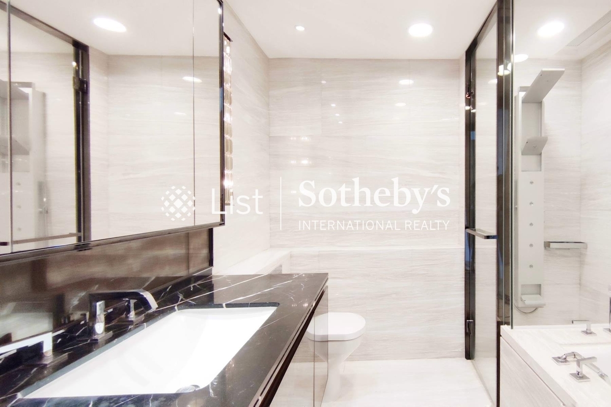 No. 50 Stanley Village Road 赤柱村道50號 | Second En-suite Bathroom