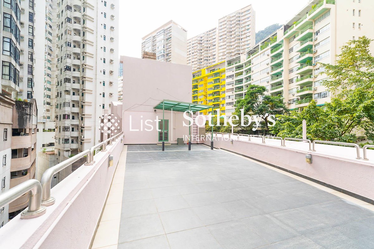 Ivory Court 華麗閣 | Private Roof Terrace