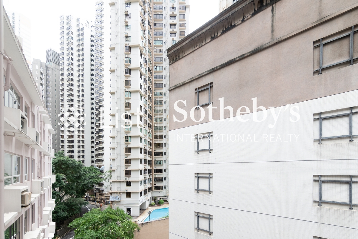Ivory Court 华丽阁 | View from Balcony