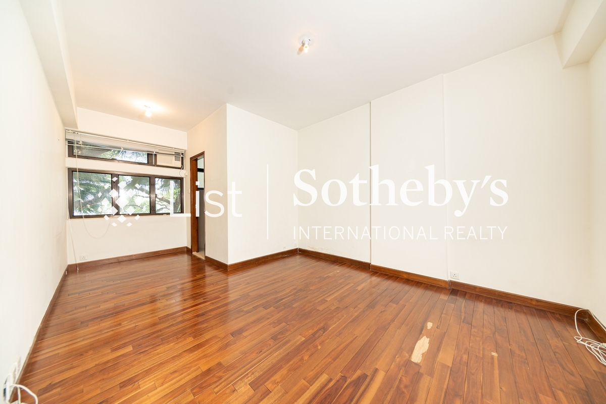 Savoy Court 夏蕙苑 | Second En-suite Bedroom