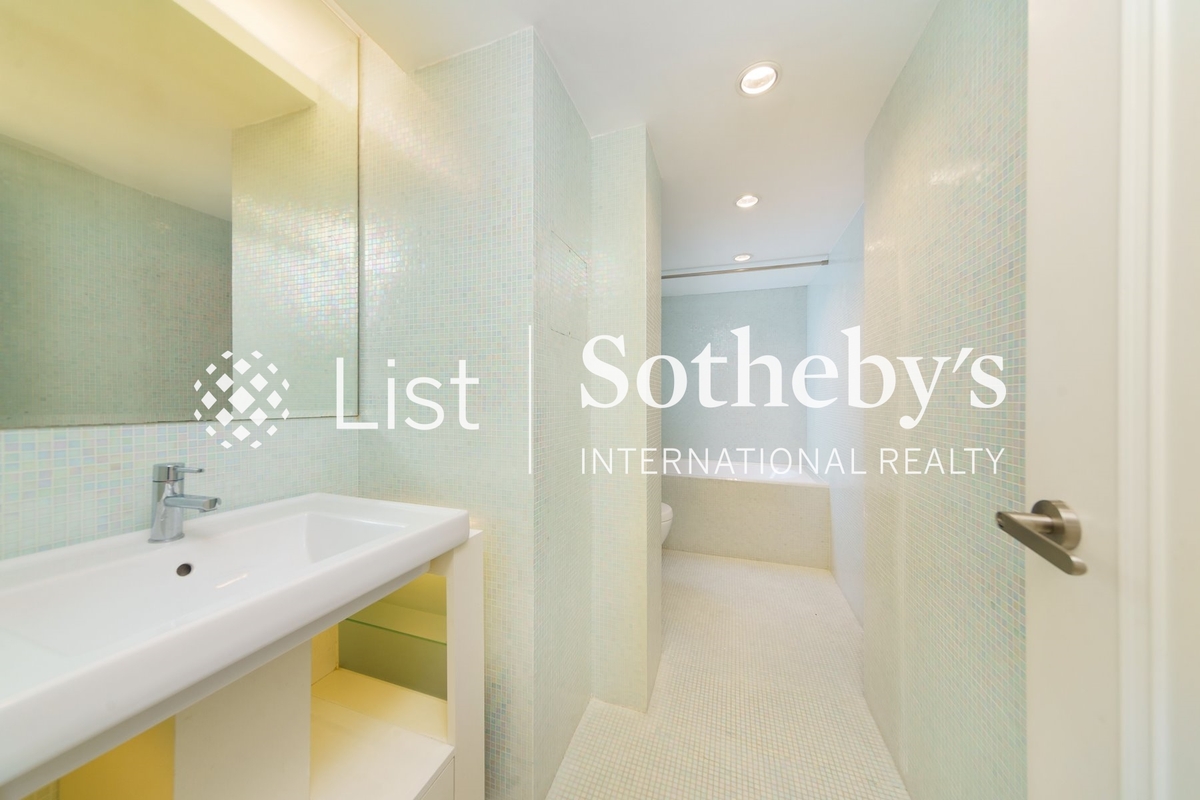 Las Pinadas 松濤苑 | Guest Bathroom