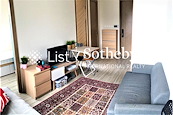 Novum East 君豪峰 | Living and Dining Room