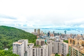 Piccadilly Mansion 碧苑 | View from Living and Dining Room