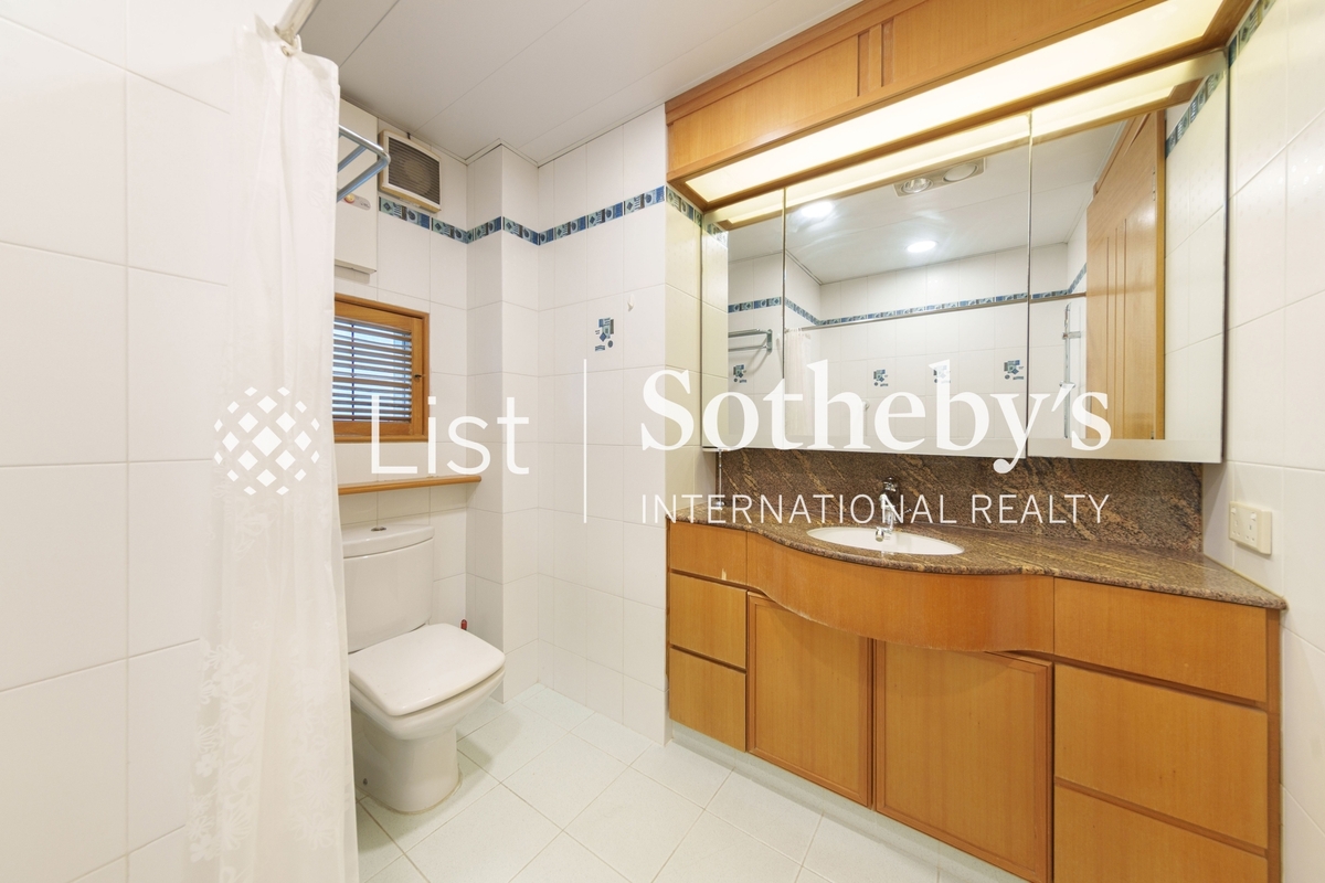 Piccadilly Mansion 碧苑 | Second En-suite Bathroom