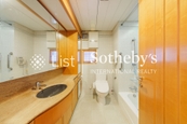 Piccadilly Mansion 碧苑 | Master Bathroom
