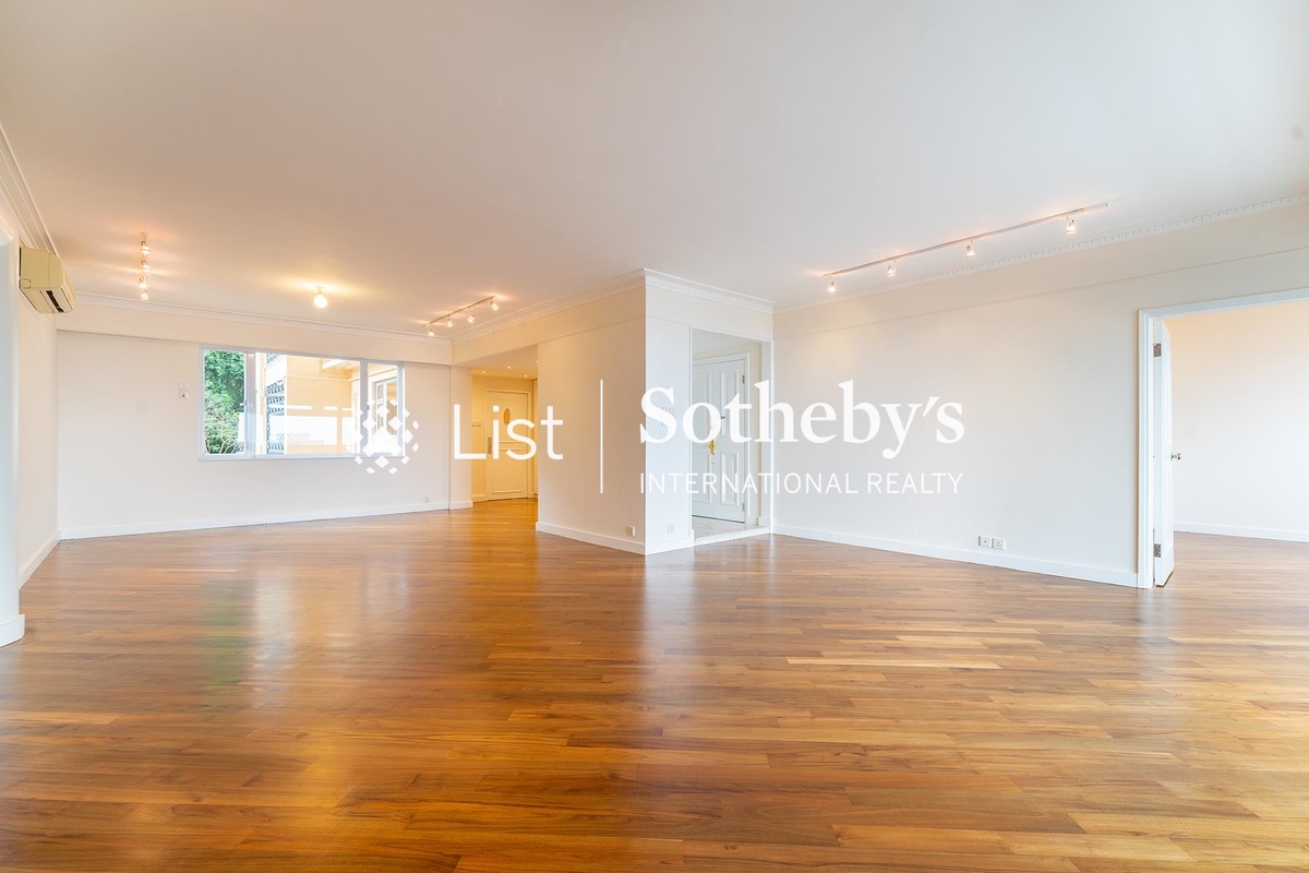 Piccadilly Mansion 碧苑 | Living and Dining Room