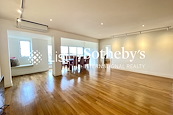 Piccadilly Mansion 碧苑 | Living and Dining Room