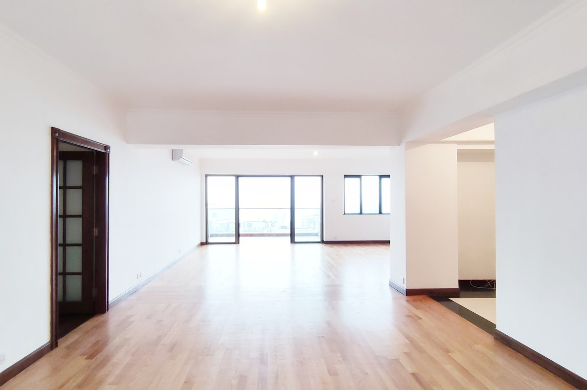 Po Shan Mansions 寶城大廈 | Living and Dining Room
