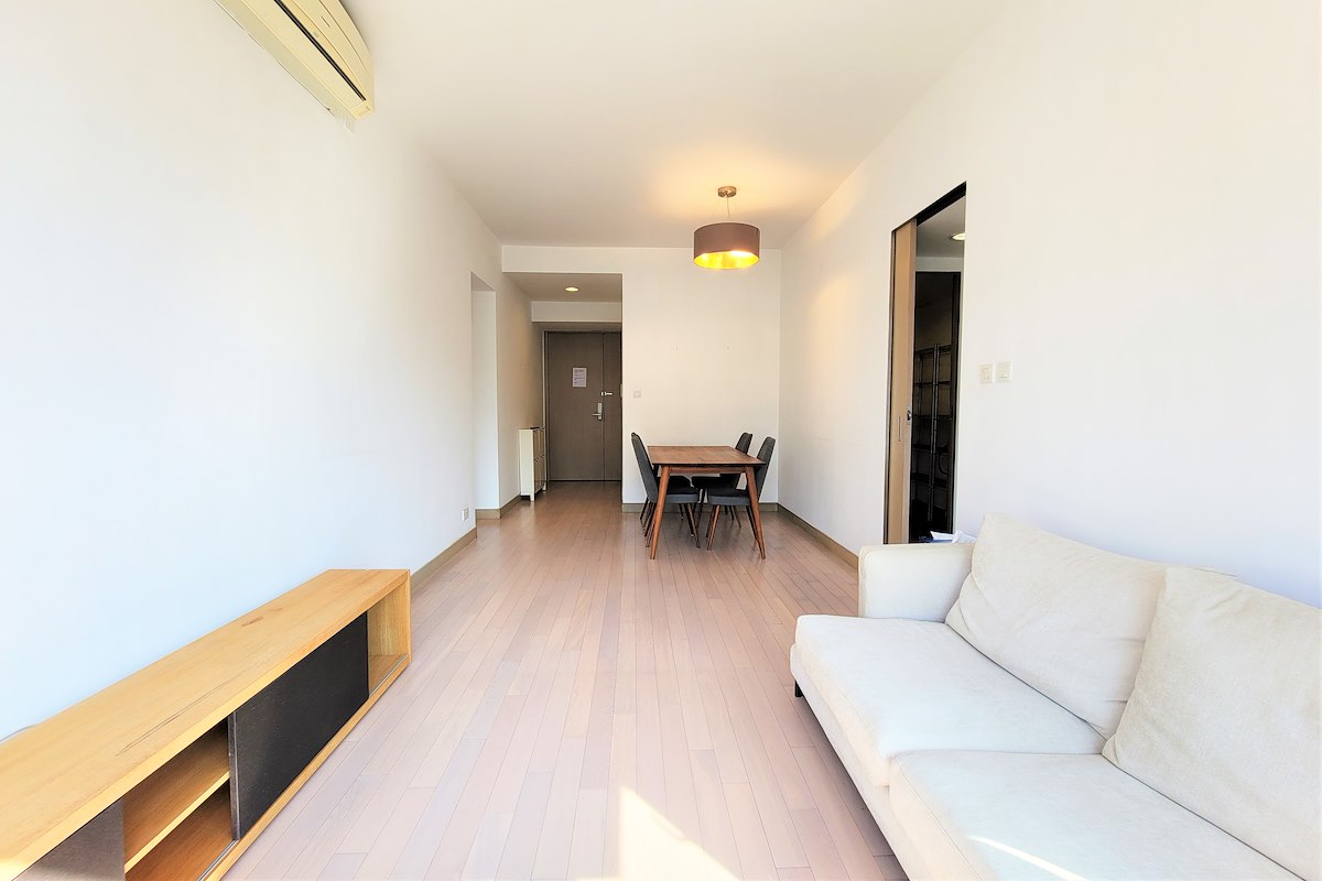 The Oakhill 萃峰 | Living and Dining Room