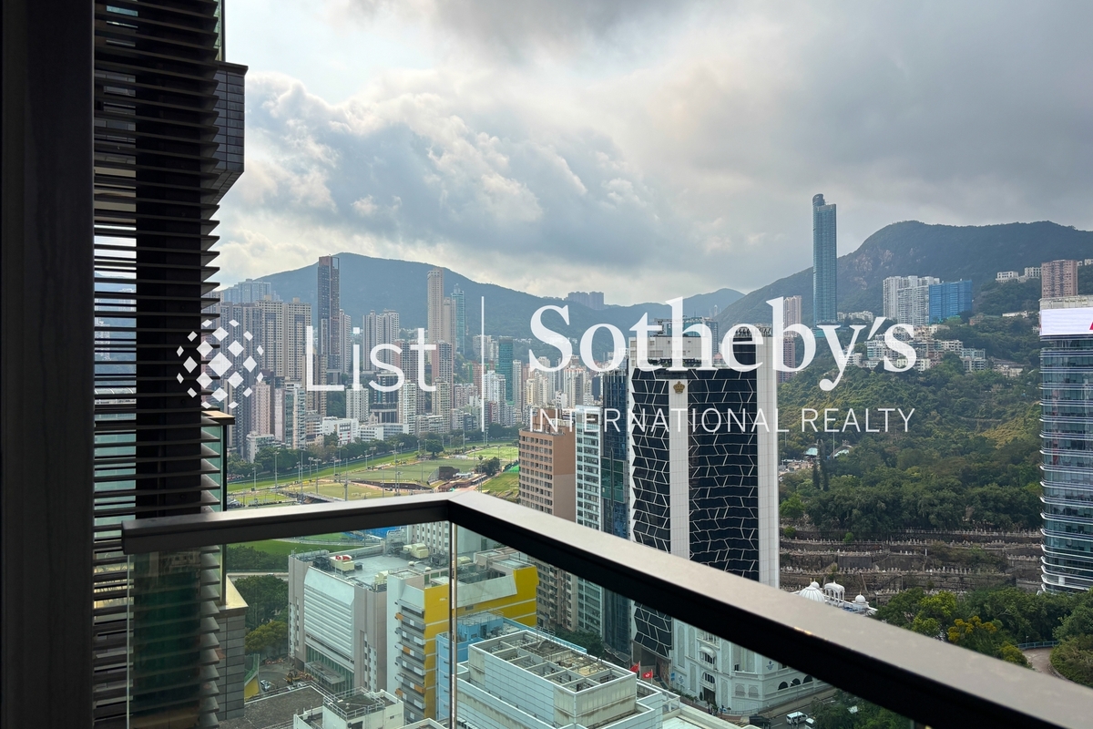 The Oakhill 萃峰 | Balcony off Living Room