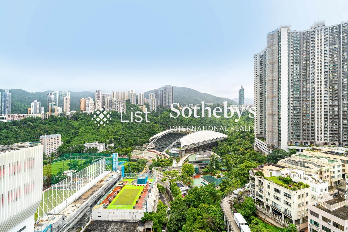 Caroline Garden 加路連花園 | View from Private Roof Terrace