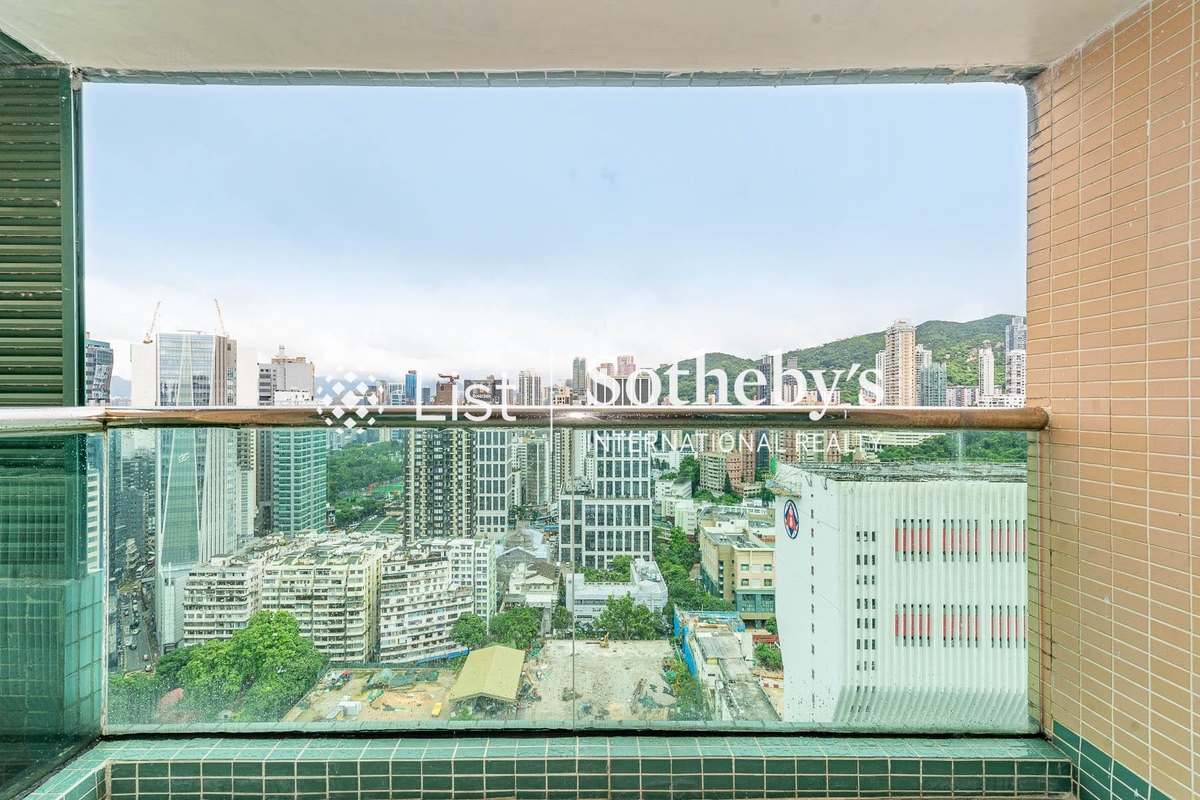 Caroline Garden 加路連花園 | Balcony off Master Bedroom