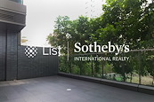 Novum West 翰林峰 | Private Terrace off Living and Dining Room