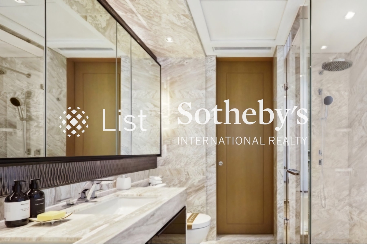 Victoria Harbour 海璇 | Master Bathroom