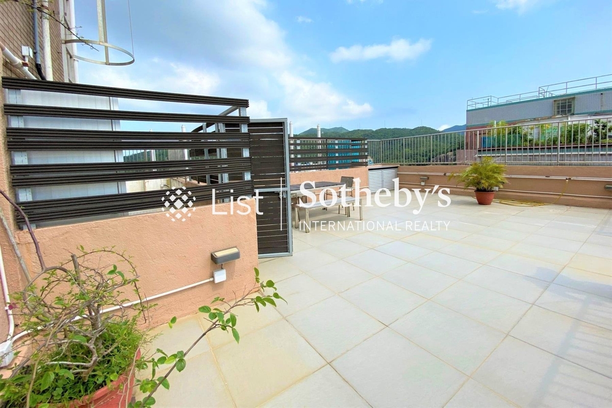 Broadview Terrace 雅景臺 | Private Roof Terrace