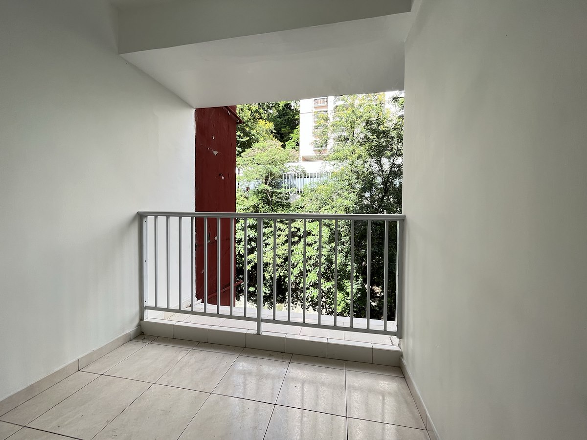 Green Valley Mansion 翠谷樓 | Balcony off Living and Dining Room